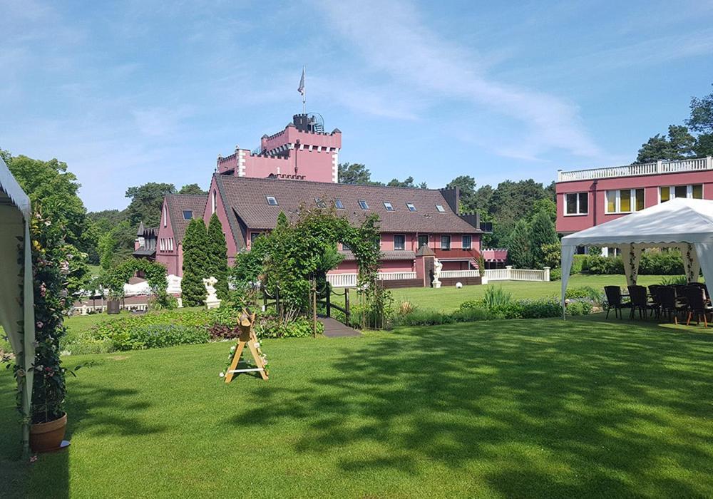 The Lakeside - Burghotel Zu Strausberg Exterior photo